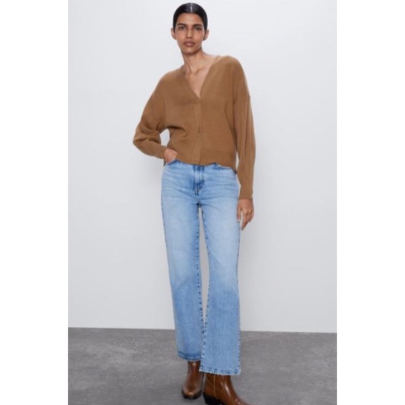 Zara Ribbed Cardigan with buttons Details - Picture 3 of 10